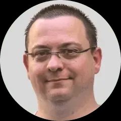 Pánczél Levente - Architect és Backend fejlesztő portréja